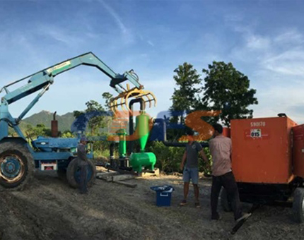 離心過濾器安裝現(xiàn)場(chǎng)